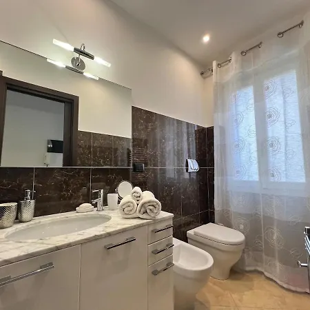 Apartment Acadamis Ema's House -