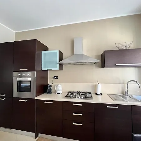 Acadamis Ema's House -