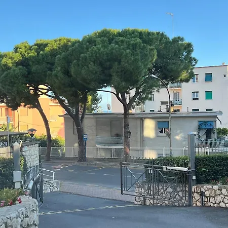 Apartmán Ema's House With Parking Sanremo