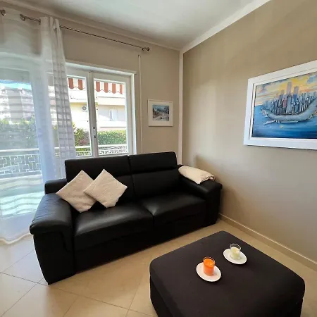 Ema's House With Parking * Sanremo