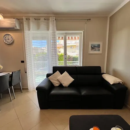 Ema's House With Parking * Sanremo