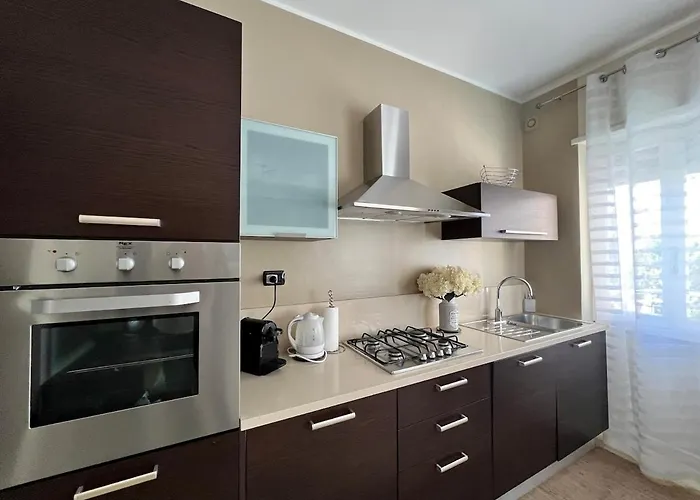 Acadamis Ema's House - * Санремо