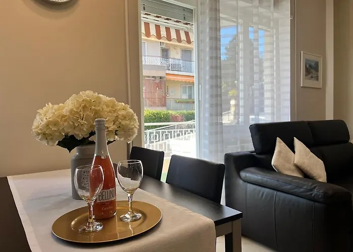 Acadamis Ema's House - Апартаменты