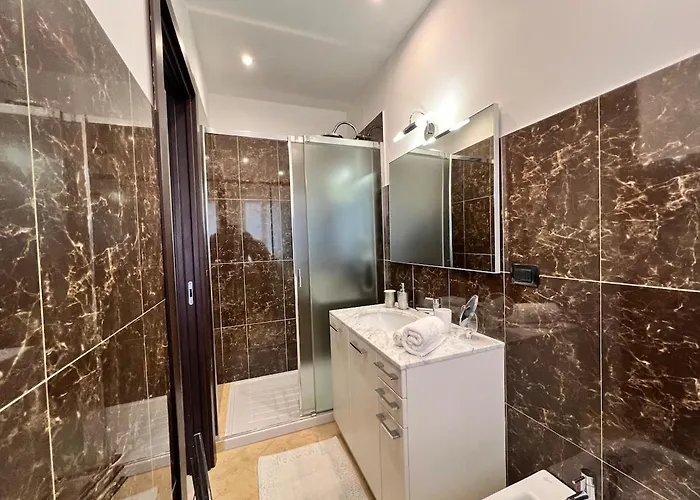 Acadamis Ema's House - Апартаменты *