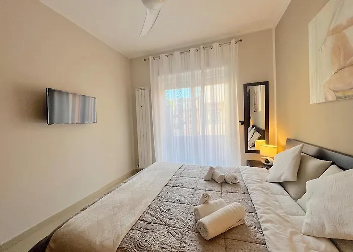 Апартаменты Acadamis Ema's House - Санремо