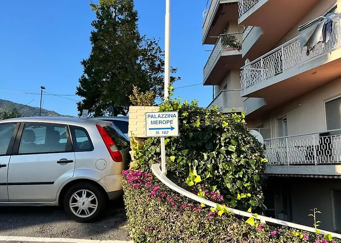 Acadamis Ema's House - Санремо