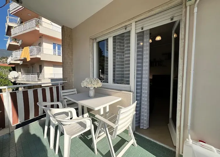 Acadamis Ema's House - * Sanremo